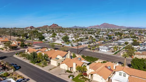 View/Area - 436 E Bluebell Ln, Tempe, AZ 85288 photo 2 of 15