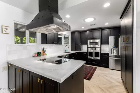 436 E Bluebell Ln, Tempe, AZ 85288