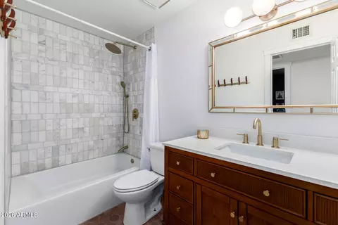 Bath - 436 E Bluebell Ln, Tempe, AZ 85288 photo 3 of 3