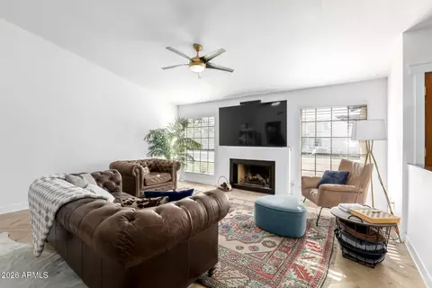 Living - 436 E Bluebell Ln, Tempe, AZ 85288 photo 1 of 3