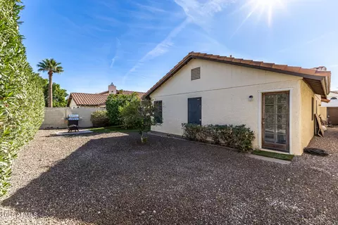Exterior - 436 E Bluebell Ln, Tempe, AZ 85288 photo 7 of 9