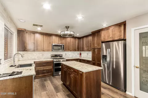 3716 S 72nd Ln, Phoenix, AZ 85043 photo 2
