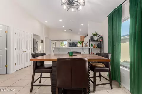 Dining - 3248 E Joseph Way, Gilbert, AZ 85295 photo 2 of 2