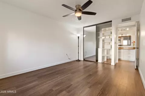Bedroom - 3033 E Devonshire Ave #1018, Phoenix, AZ 85016 photo 1 of 2