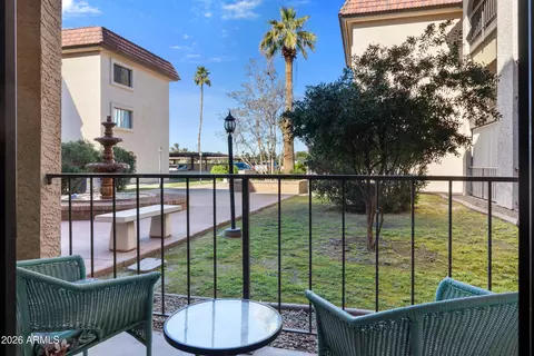 Exterior - 3033 E Devonshire Ave #1018, Phoenix, AZ 85016 photo 1 of 7