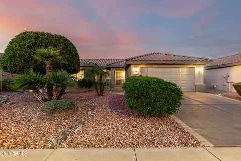 16196 W Silver Falls Dr, Surprise, AZ 85374