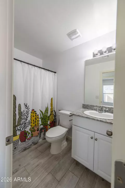 Bath - 122 E Dewey Ave, Coolidge, AZ 85128 photo 1 of 3