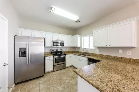 Kitchen - 6716 S 36th Ln, Phoenix, AZ 85041 photo 1 of 2