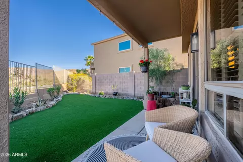 Exterior - 414 E Redwood Ln, Phoenix, AZ 85048 photo 4 of 9