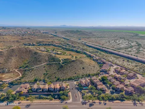 View/Area - 414 E Redwood Ln, Phoenix, AZ 85048 photo 10 of 12
