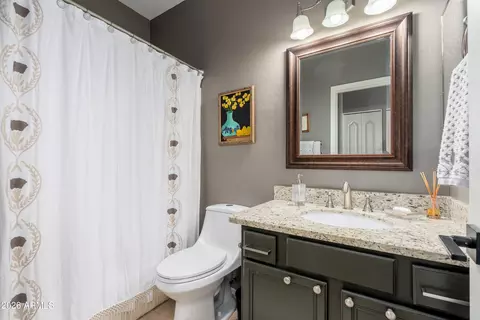 Bath - 414 E Redwood Ln, Phoenix, AZ 85048 photo 3 of 3