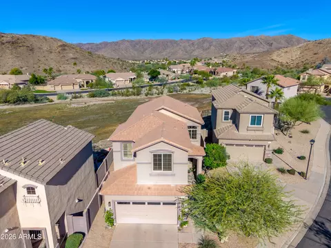View/Area - 414 E Redwood Ln, Phoenix, AZ 85048 photo 1 of 12