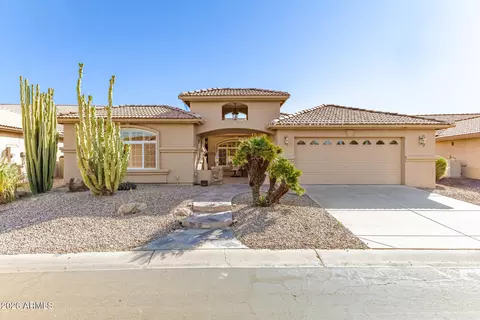 8911 E Mossy Rock Dr, Sun Lakes, AZ 85248