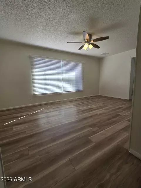 Living - 6512 N 41st Ave, Phoenix, AZ 85019 photo 3 of 6