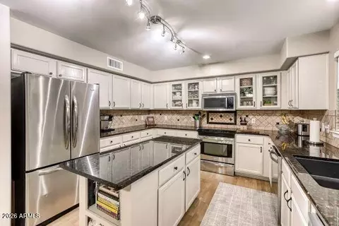 1609 E Mohawk Ln, Phoenix, AZ 85024 photo 3