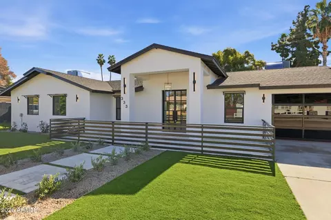 Exterior - 333 W Seldon Ln, Phoenix, AZ 85021 photo 4 of 12