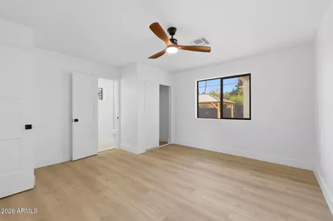 Bedroom - 333 W Seldon Ln, Phoenix, AZ 85021 photo 3 of 3