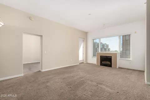 2302 N Central Ave #411, Phoenix, AZ 85004
