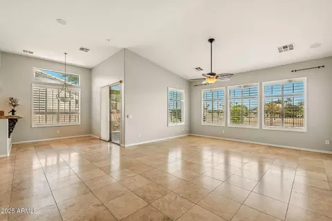 633 S Parkcrest St, Gilbert, AZ 85296 photo 12