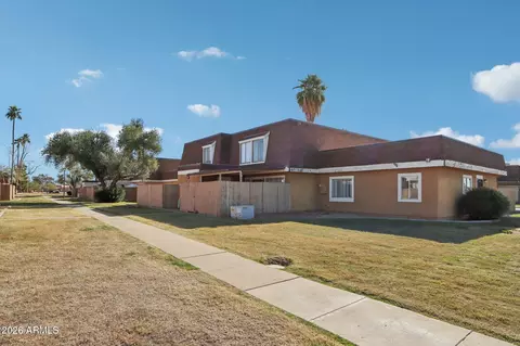 3430 W El Caminito Dr #26, Phoenix, AZ 85051