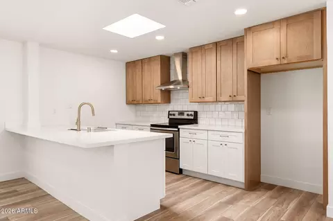 Kitchen - 17 E Cairo Dr, Tempe, AZ 85282 photo 1 of 4