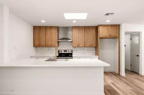 Kitchen - 17 E Cairo Dr, Tempe, AZ 85282 photo 2 of 4