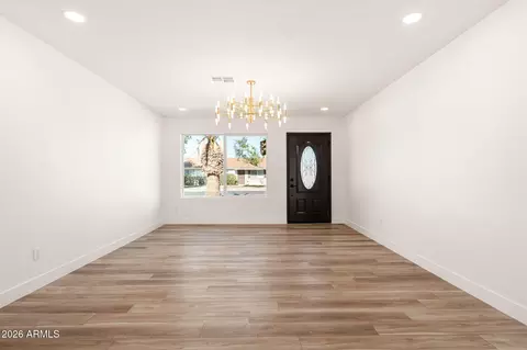 Living - 17 E Cairo Dr, Tempe, AZ 85282 photo 3 of 9