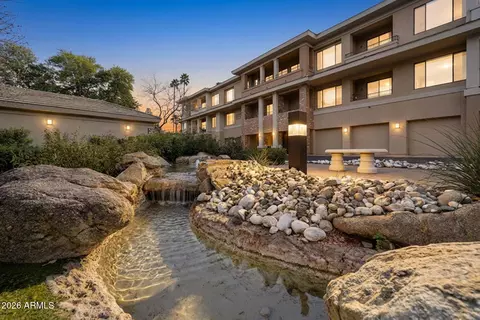 Exterior - 2989 N 44th St #3018, Phoenix, AZ 85018 photo 1 of 6