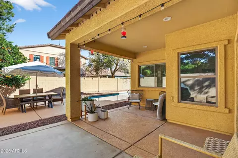 Exterior - 4212 E Washington Ct, Gilbert, AZ 85234 photo 6 of 9