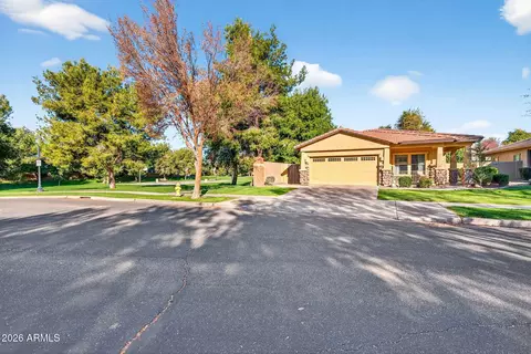 4212 E Washington Ct, Gilbert, AZ 85234