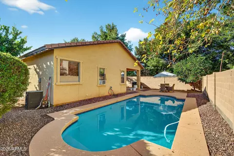 Exterior - 4212 E Washington Ct, Gilbert, AZ 85234 photo 4 of 9