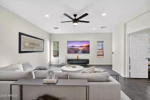 Living - 4212 E Washington Ct, Gilbert, AZ 85234 photo 3 of 5