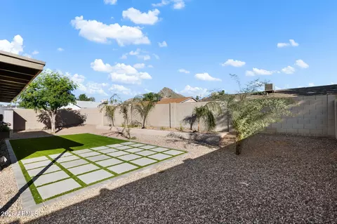 Exterior - 2518 E Louise Dr, Phoenix, AZ 85032 photo 3 of 3