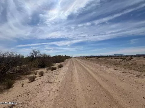 00 S 519th Ave #4, Tonopah, AZ 85354
