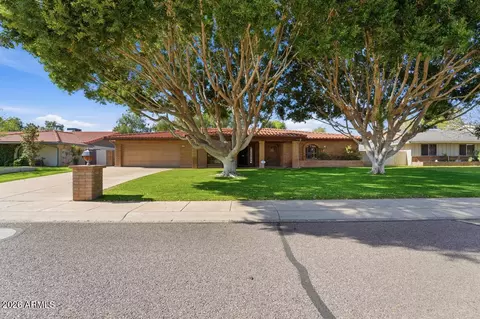 Exterior - 8432 N 18th Ave, Phoenix, AZ 85021 photo 3 of 13