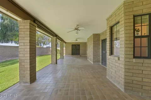 Exterior - 8432 N 18th Ave, Phoenix, AZ 85021 photo 7 of 13