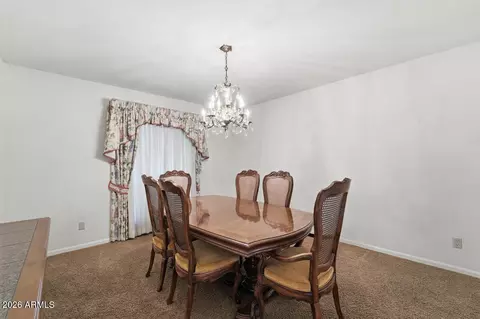 Dining - 8432 N 18th Ave, Phoenix, AZ 85021 photo 1 of 4