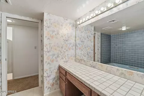 Bath - 8432 N 18th Ave, Phoenix, AZ 85021 photo 7 of 7