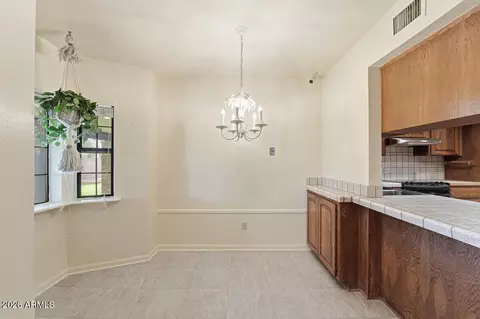 Dining - 8432 N 18th Ave, Phoenix, AZ 85021 photo 4 of 4