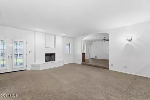 Living - 8432 N 18th Ave, Phoenix, AZ 85021 photo 1 of 5