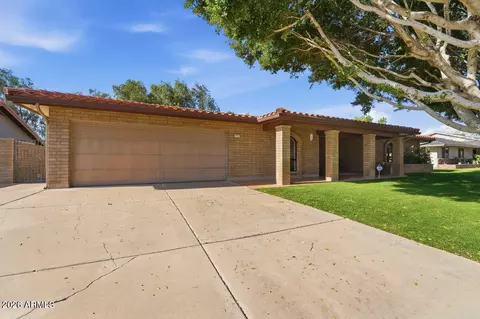 Exterior - 8432 N 18th Ave, Phoenix, AZ 85021 photo 6 of 13