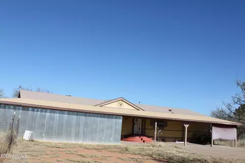 7197 S Pintek Ln, Hereford, AZ 85615