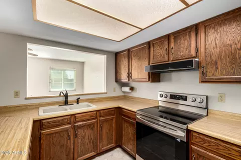 Kitchen - 2857 E Jerome Ave, Mesa, AZ 85204 photo 3 of 5