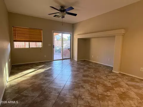 Living - 805 W Sunset Dr, Coolidge, AZ 85128 photo 2 of 3