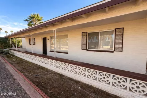 5517 E Boise St, Mesa, AZ 85205