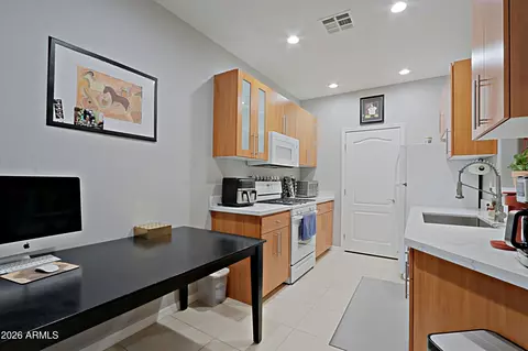 6900 E Princess Dr #2215, Phoenix, AZ 85054