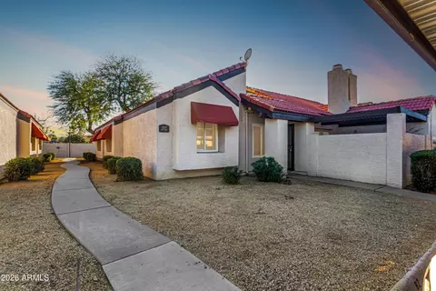 Exterior - 2127 E 10th St #4, Tempe, AZ 85281 photo 3 of 6