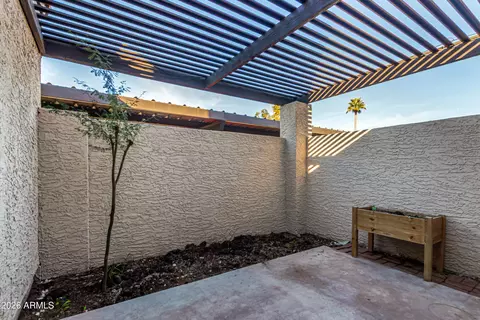 Exterior - 2127 E 10th St #4, Tempe, AZ 85281 photo 1 of 6