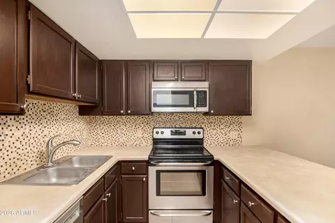 Kitchen - 2127 E 10th St #4, Tempe, AZ 85281 photo 1 of 1
