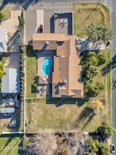 13201 N 64th Dr, Glendale, AZ 85304